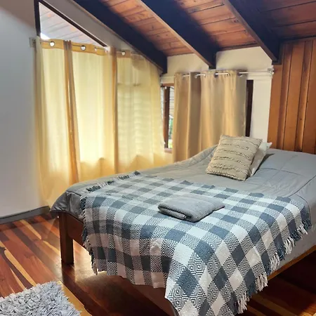 Casa Aldaba Bed & Breakfast
